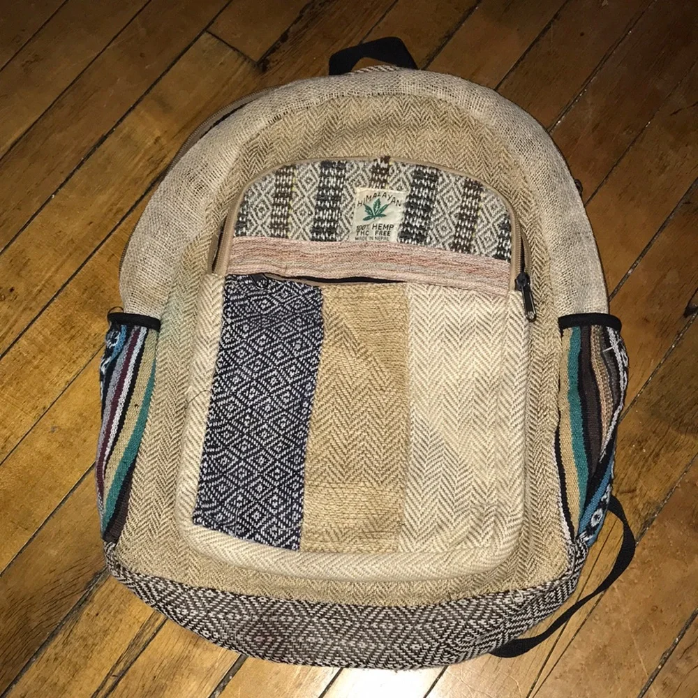 Eco-Friendly Beige and Black Backpack‎